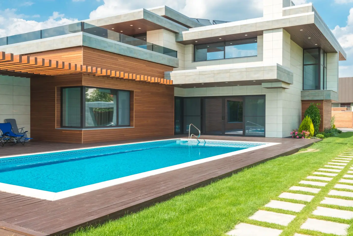 Swimming pool built in Glen Oak, NSW